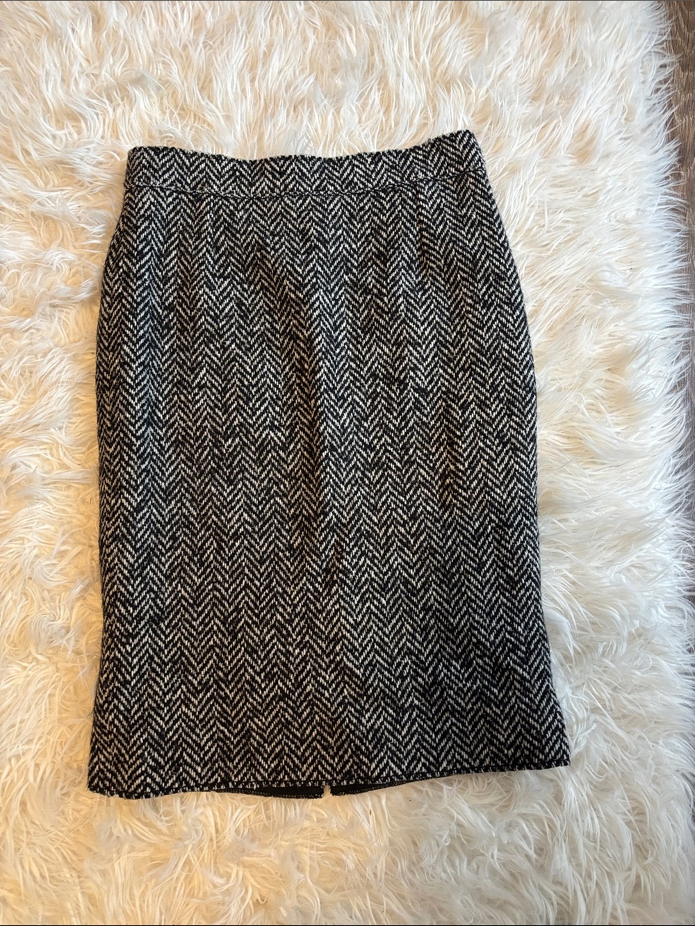 Vintage D&G Classic Black and White Herringbone Pencil Skirt